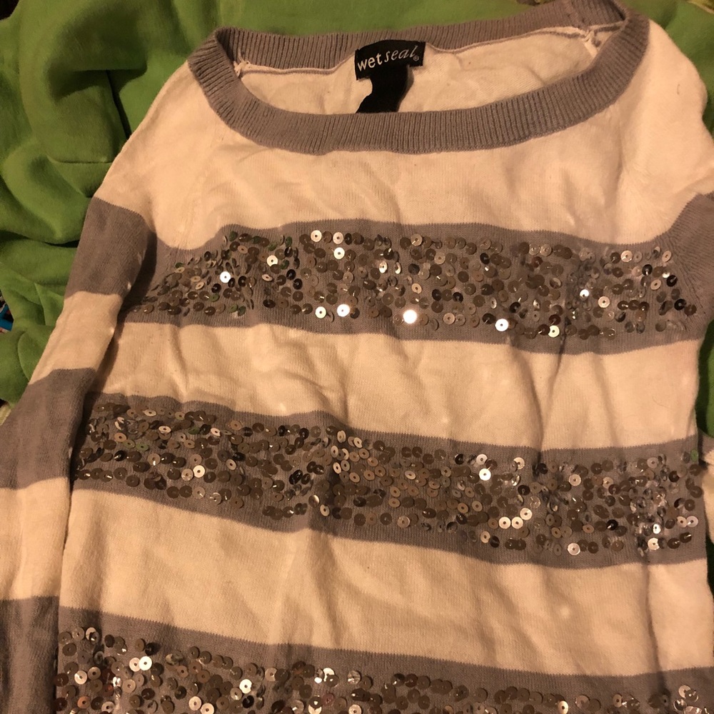 Long sleeve shirt